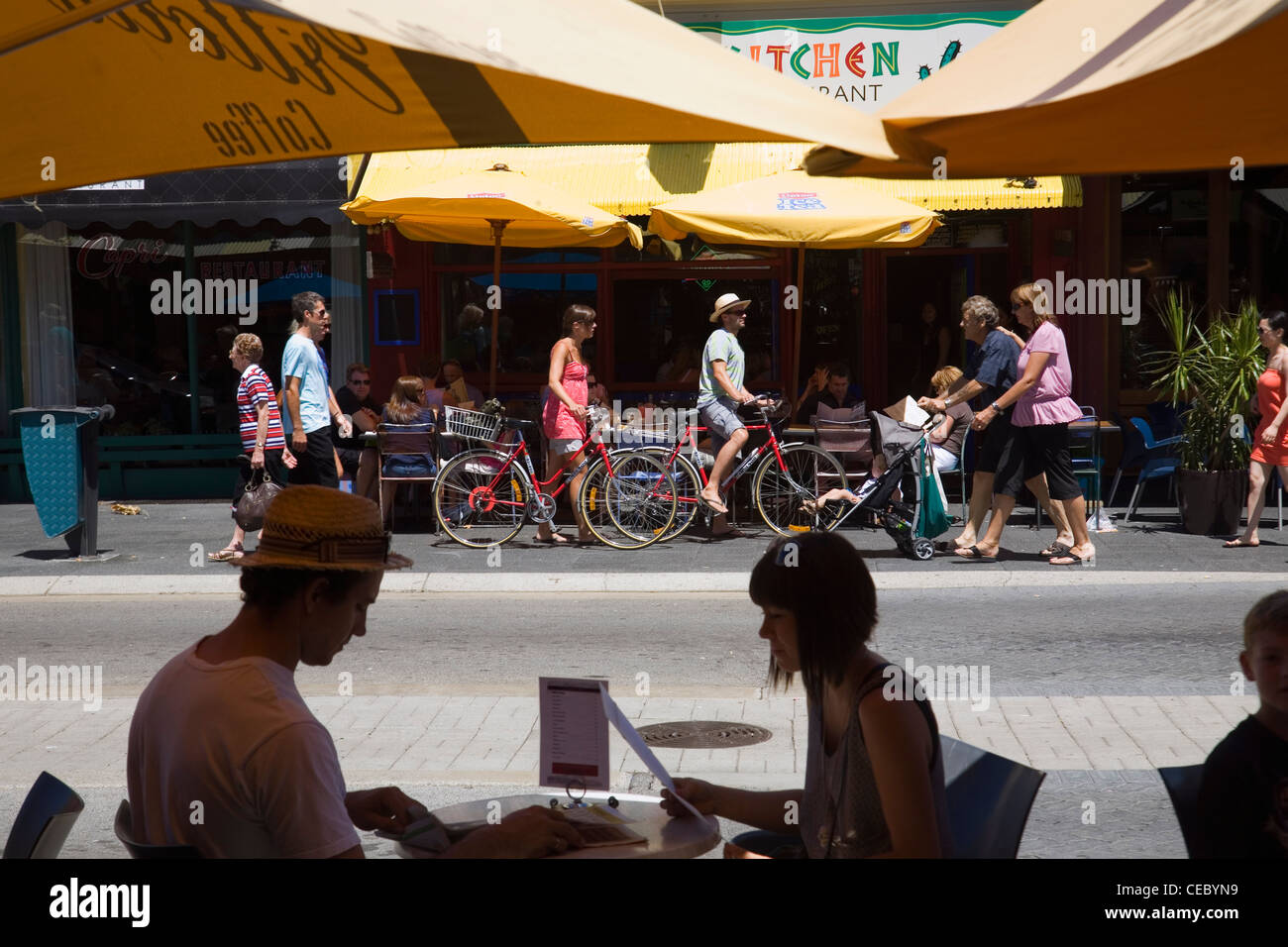 Bar sulla terrazza Sud nella città portuale di Fremantle, Australia occidentale, Australia Foto Stock