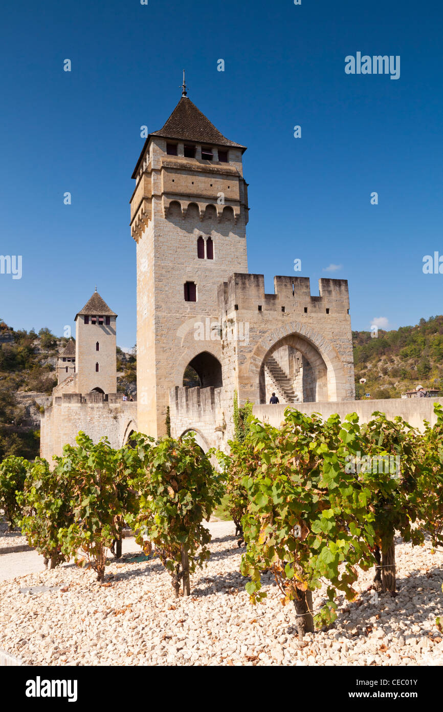 Il Porto Valentre trecentesco ponte che attraversa il fiume Lot a cohors, Midi-Pirenei, Francia. Foto Stock