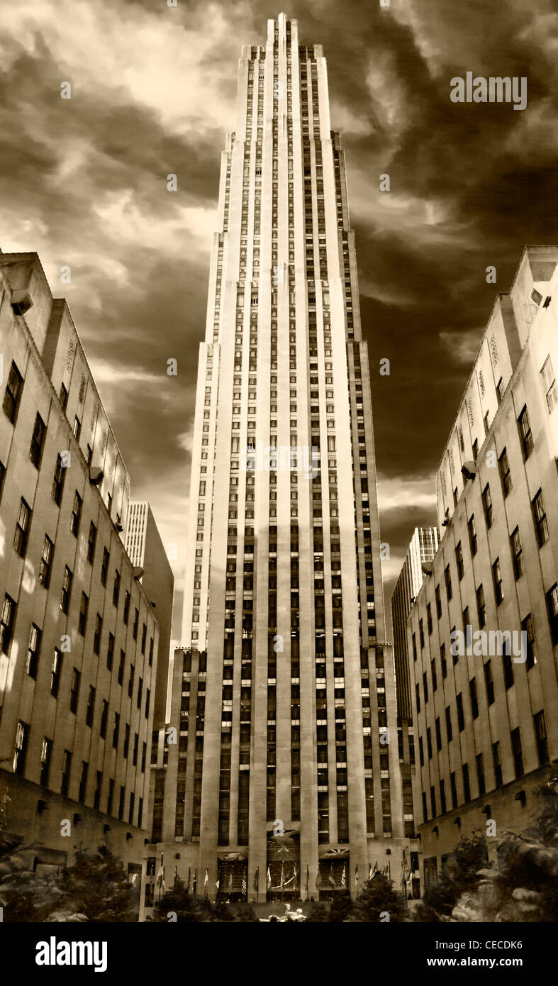 30 Rockefeller Center, GE Building, Rockefeller Plaza, Manhattan, New York City, Stati Uniti d'America, in vintage stile seppia, 2012. Foto Stock