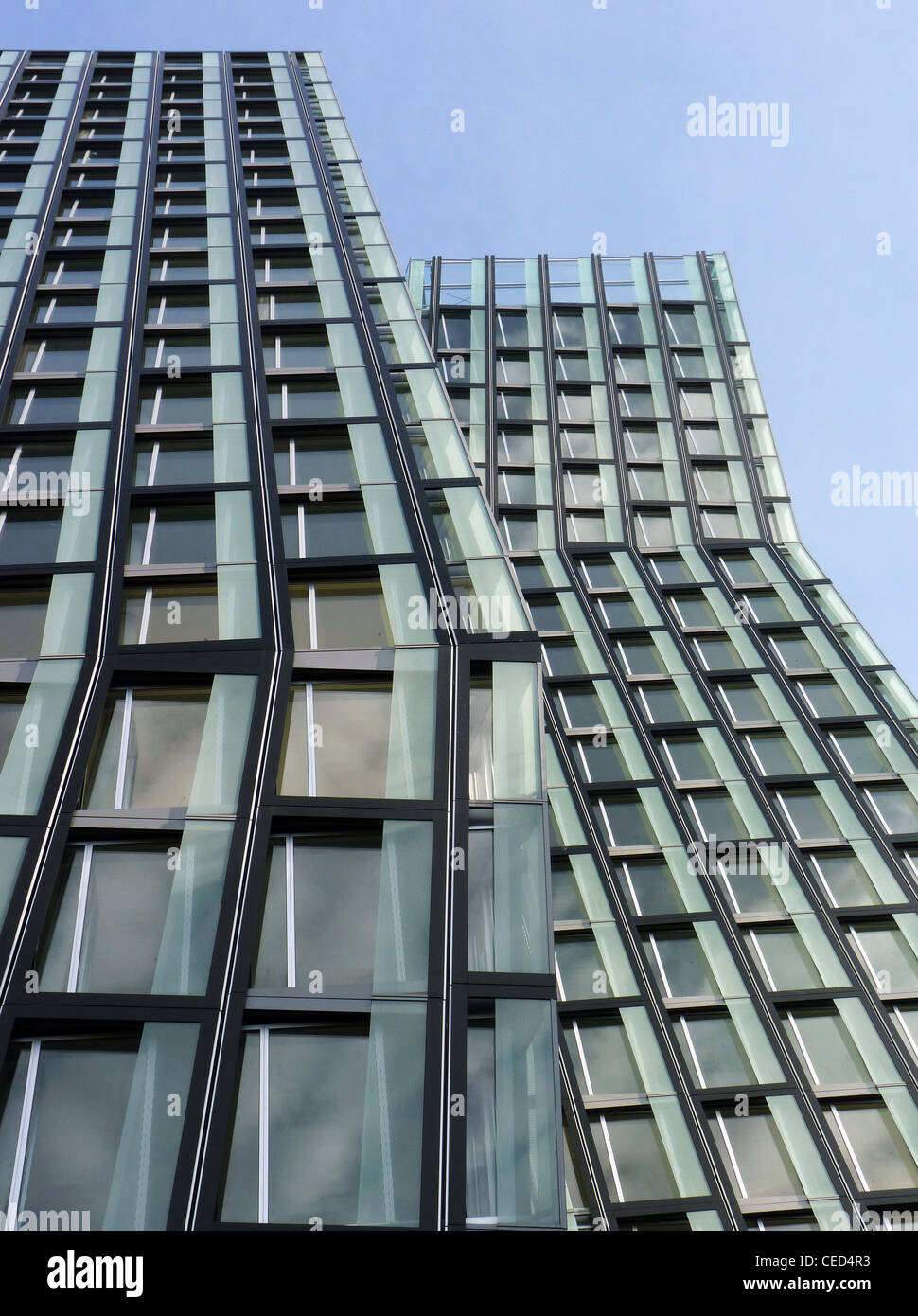 La facciata il lavoro di costruzione di un edificio alto in Amburgo Foto Stock