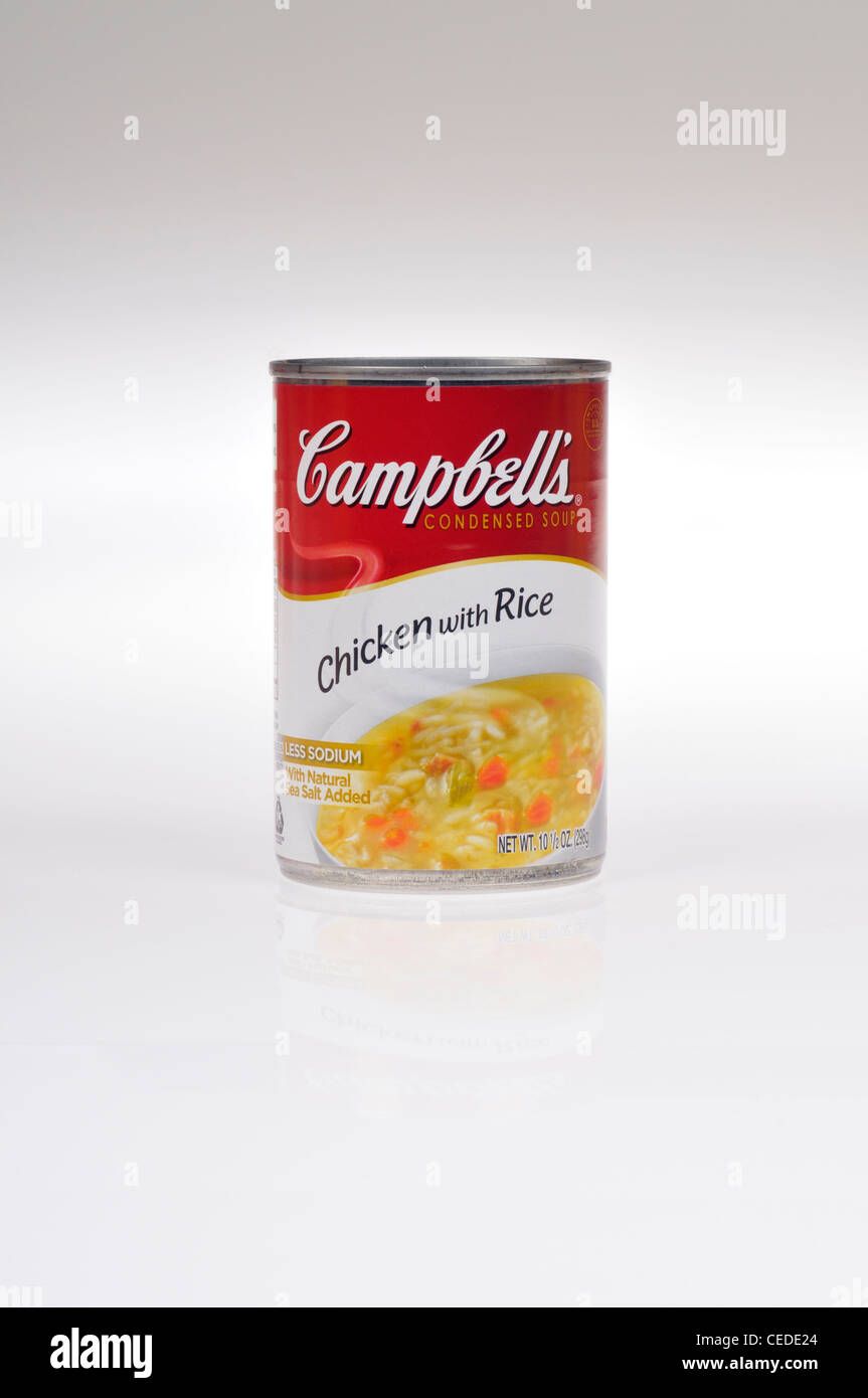 Non aperto di Campbells Soup su sfondo bianco isolare NEGLI STATI UNITI. Foto Stock