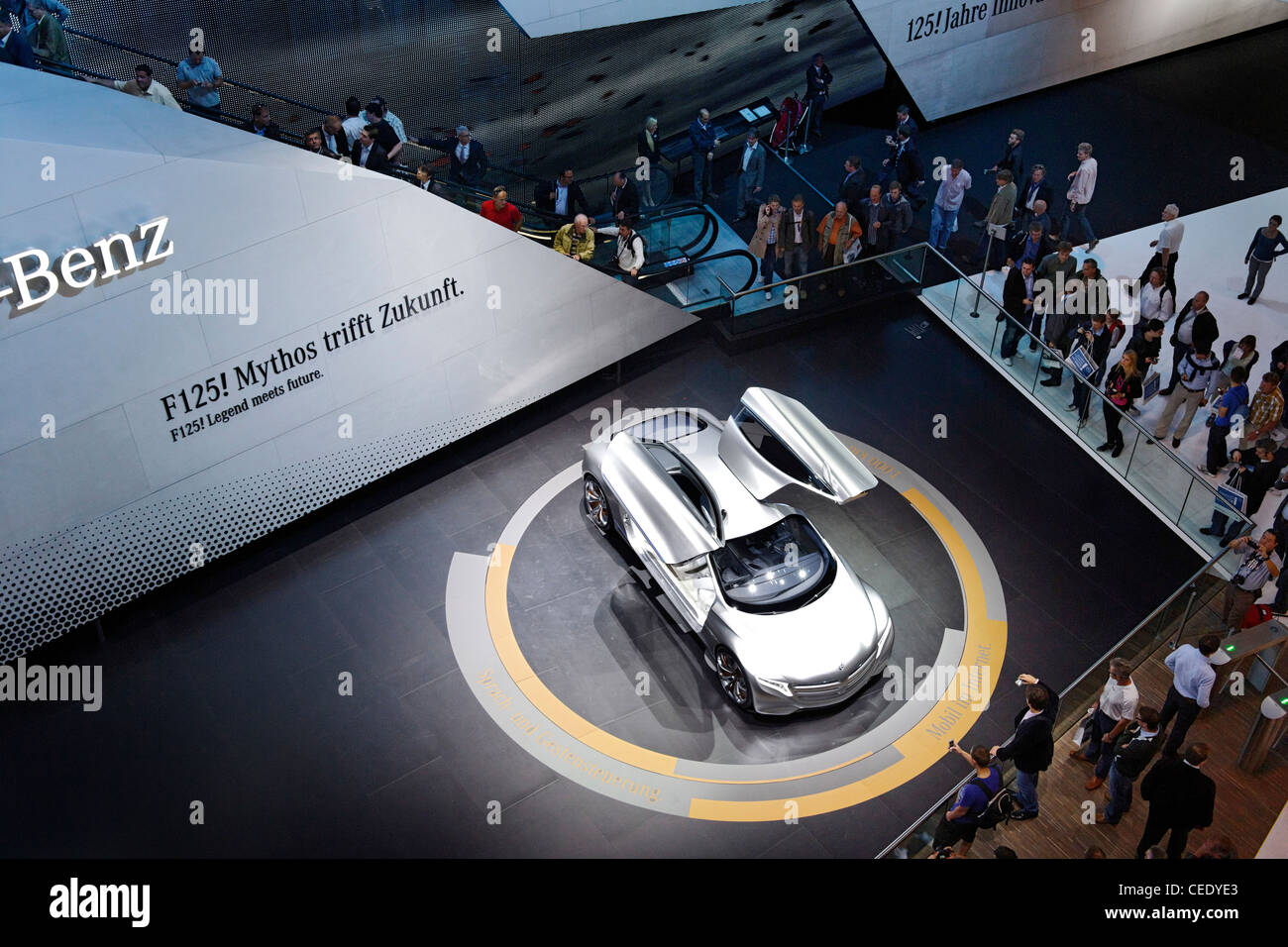 Mercedes F125!, studio per la classe S del futuro Foto Stock