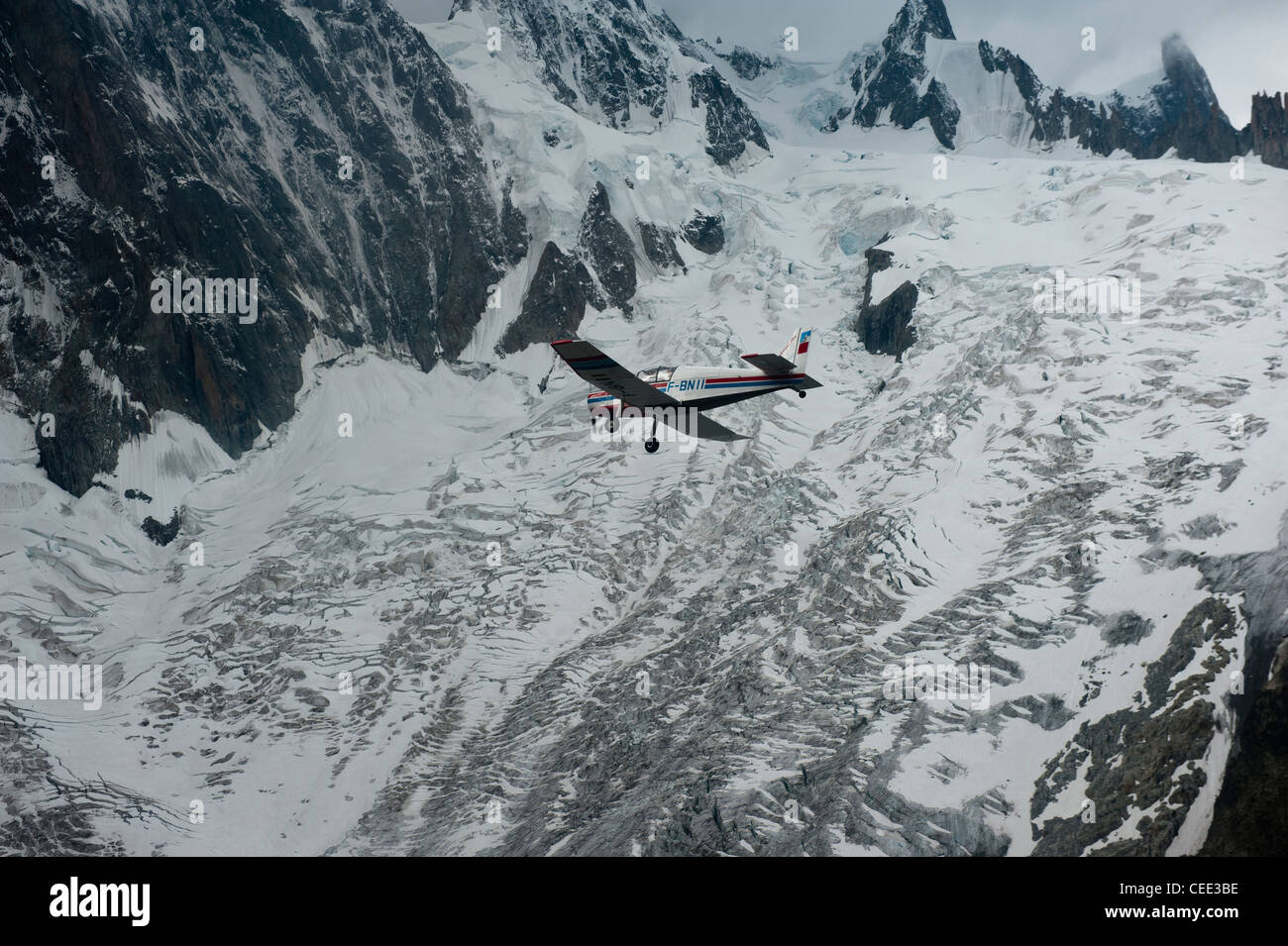 Scenic sightseeing aria volo su Mont Blanc da Megève Megève aeroporto. Il francese Rodano Alpi. Il sud della Francia. L'Europa. Unione Europea Foto Stock