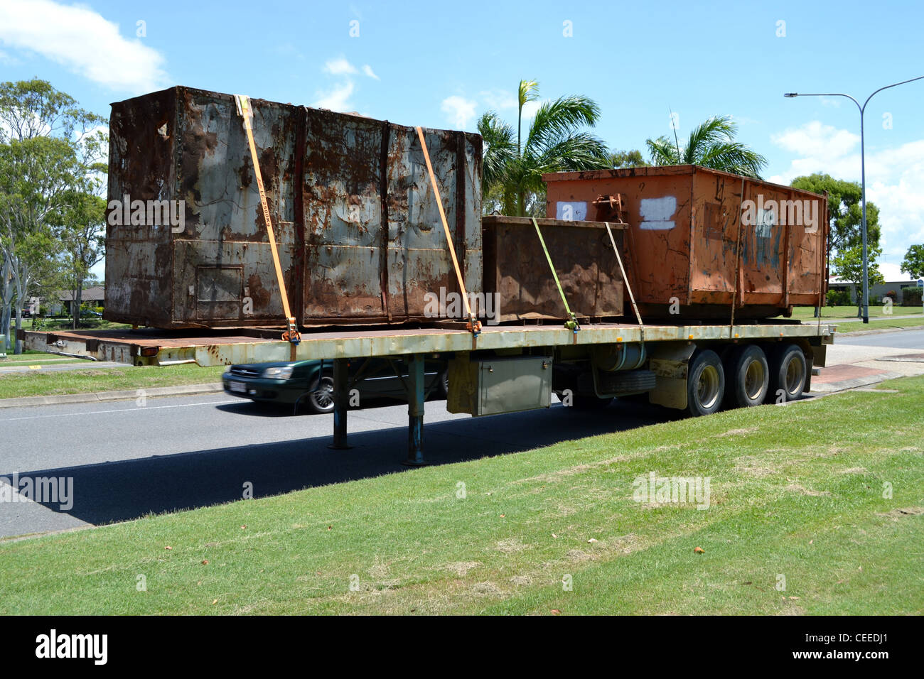 Caricato camion rimorchio semi rimorchio Foto Stock