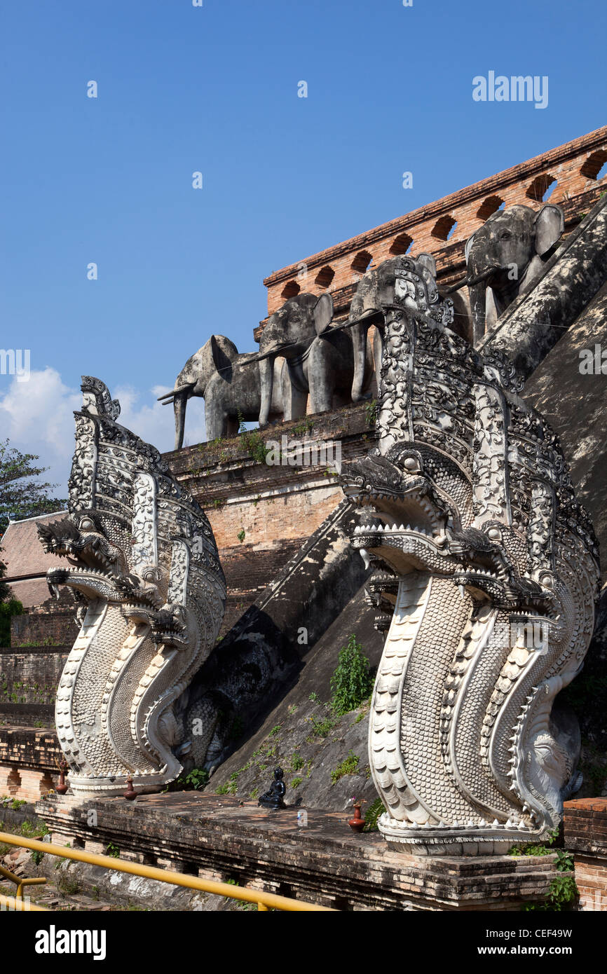 Wat Chedi Luang Chiang Mai Thailandia Foto Stock