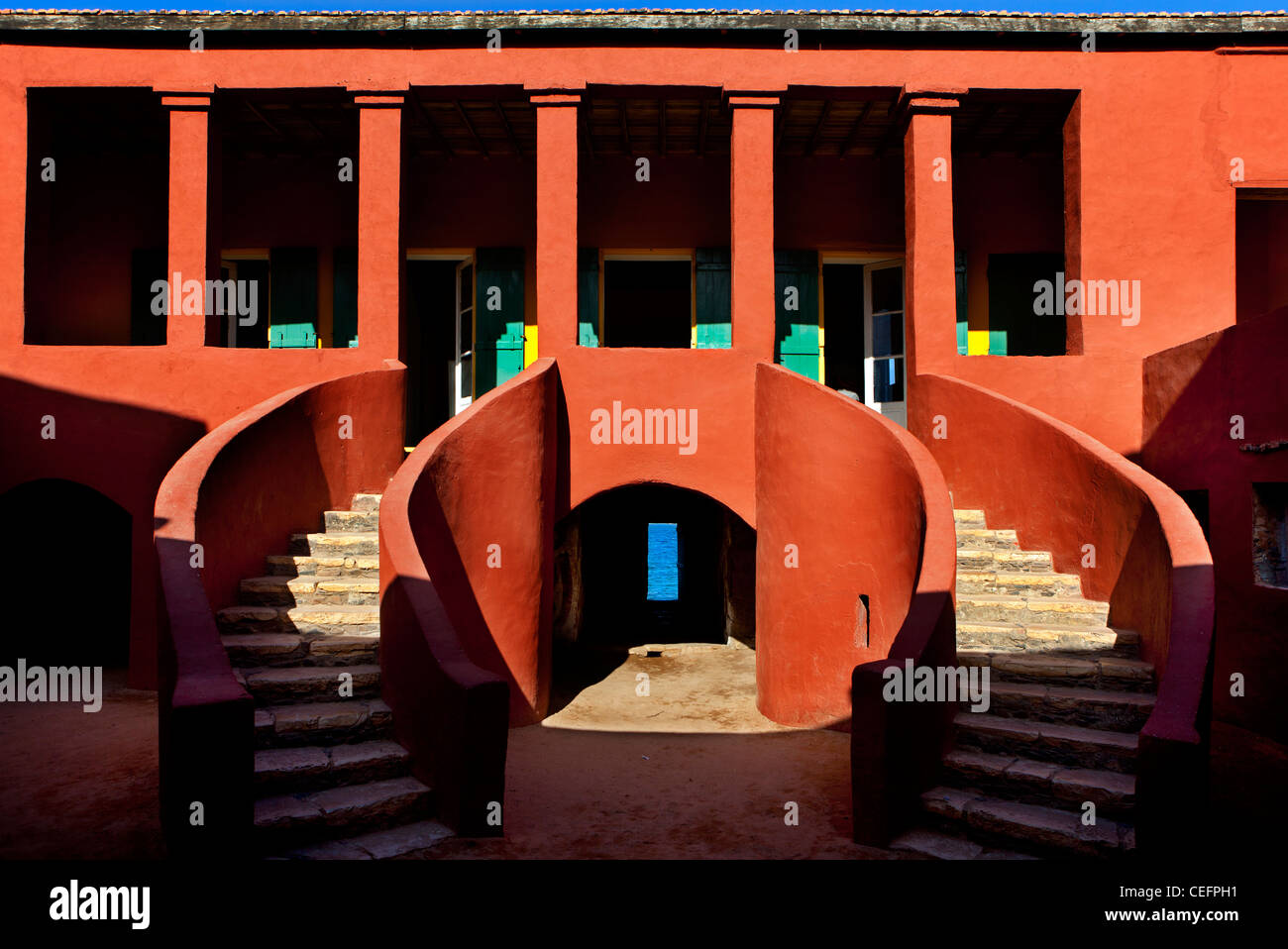 Il XVIII secolo la casa degli schiavi sull isola di Goree è una destinazione turistica per mostrare gli orrori del commercio di schiavi al mondo Foto Stock