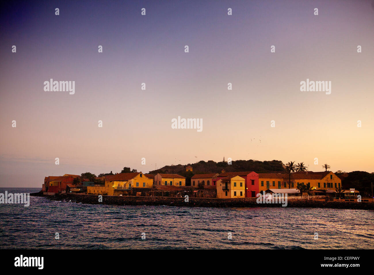 Isola di Goree, Senegal, elencato come un Sito Patrimonio Mondiale dell'UNESCO è stata la posizione della casa degli schiavi nel XVIII secolo Foto Stock