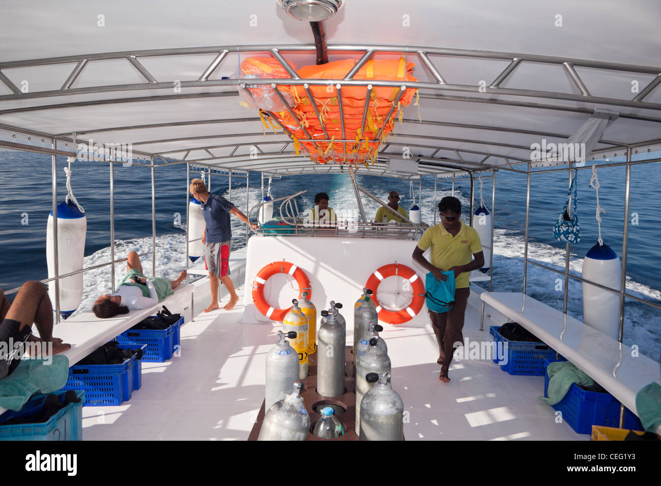 Viaggio con diving dhoni, North Male Atoll, Oceano Indiano, Maldive Foto Stock