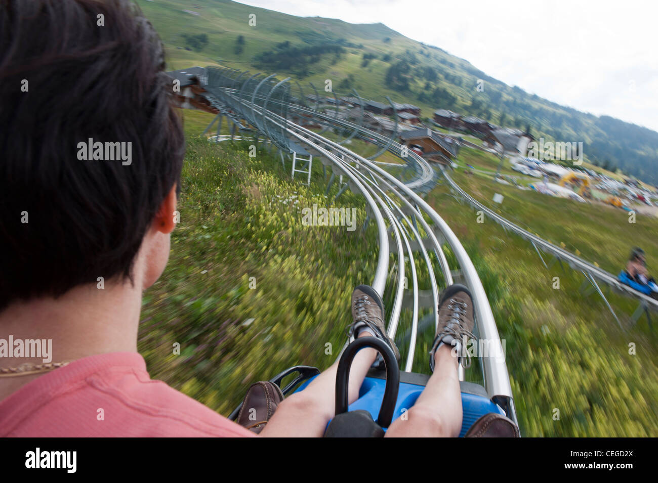 Alpine-coaster slittino estivo. Les Saisies family village resort. Savoie. Francia Foto Stock