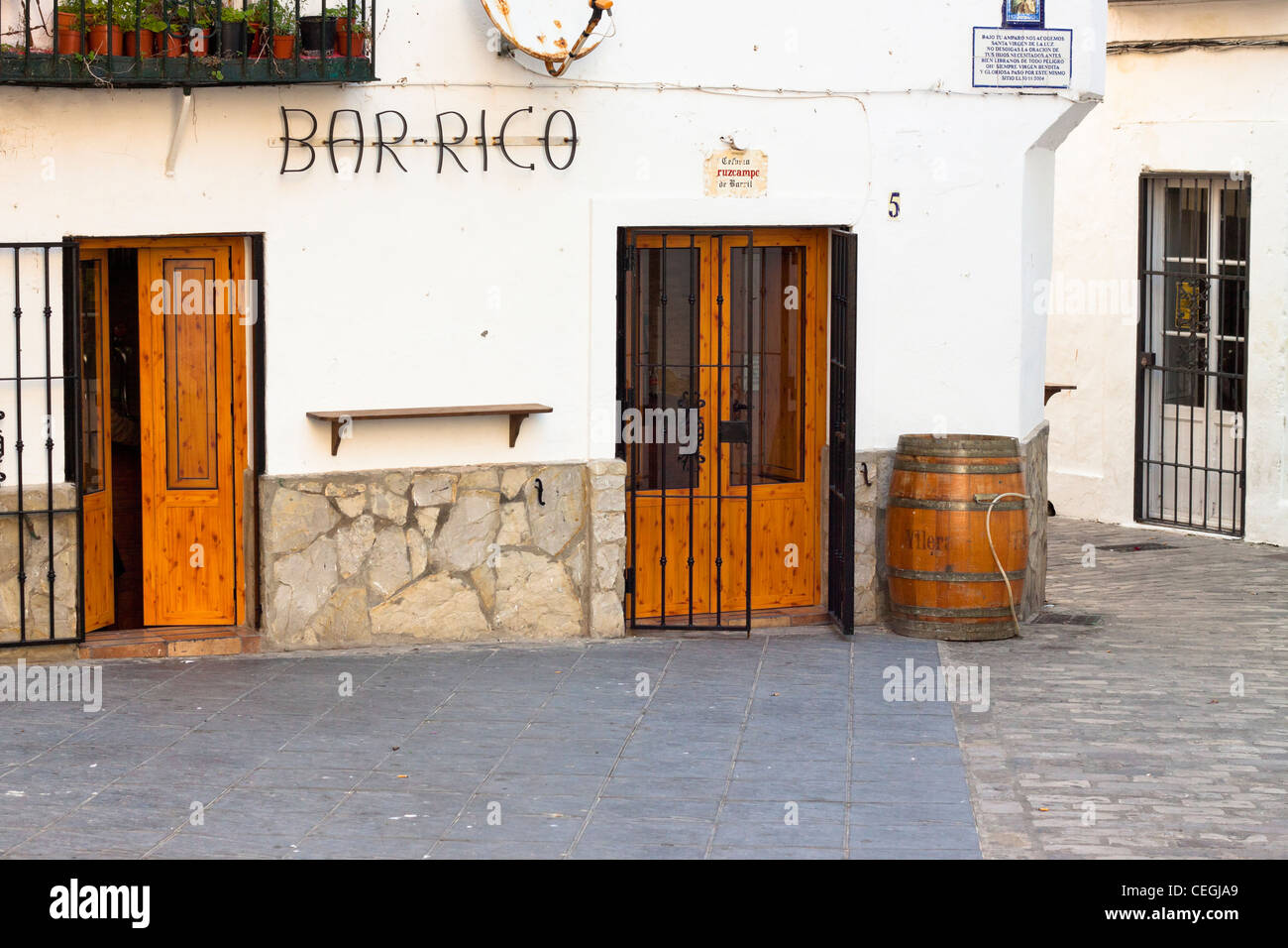 Tapas bar a Tarifa, Costa de la Luz, Cadice, Andalusia, Spagna. Foto Stock