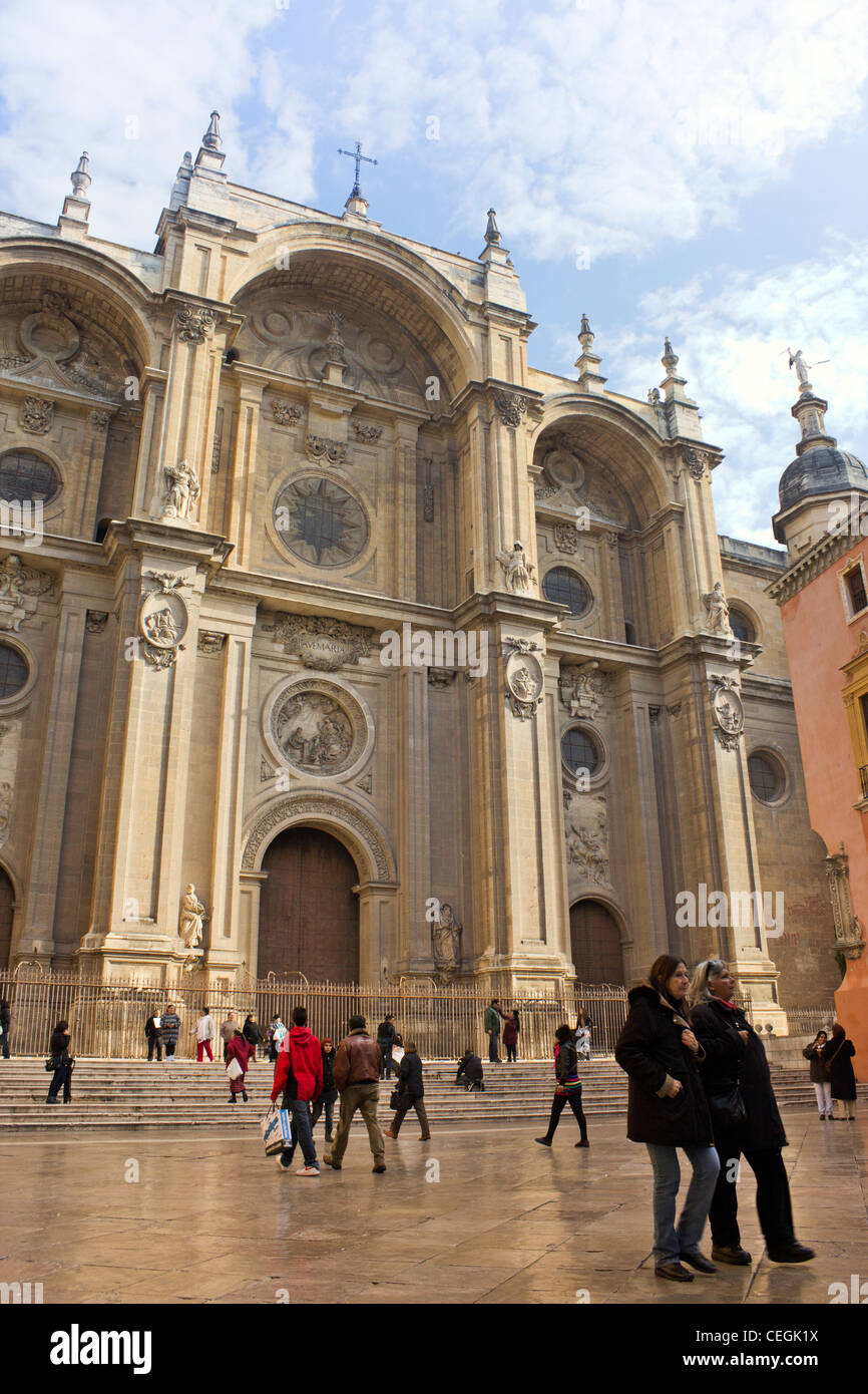 La facciata della Cattedrale di Granada, Granada, Andalusia. Foto Stock