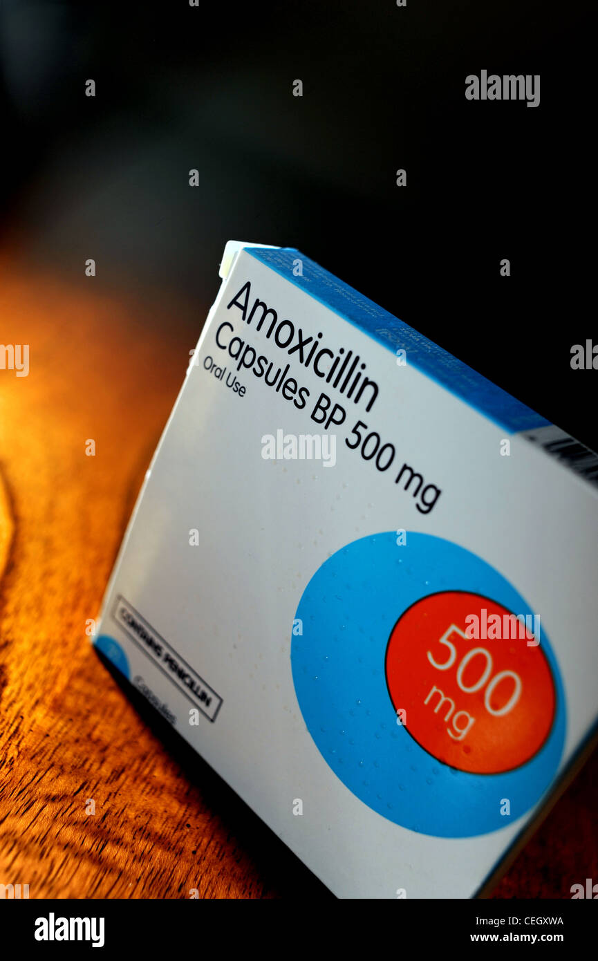 Amossicillina antibiotico capsule o compresse per aiutare con infezioni contiene penicillina Foto Stock