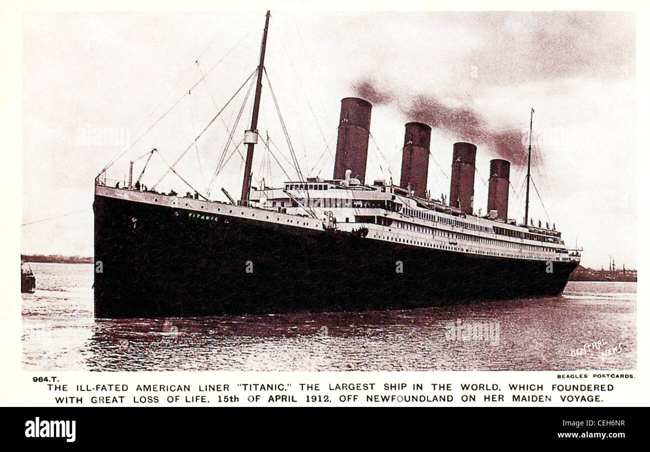 Il Ill-Fated Titanic, 1912 cartolina rilasciati per contrassegnare il disastro marittimo quando il rivestimento ha colpito un iceberg al largo di Terranova Foto Stock