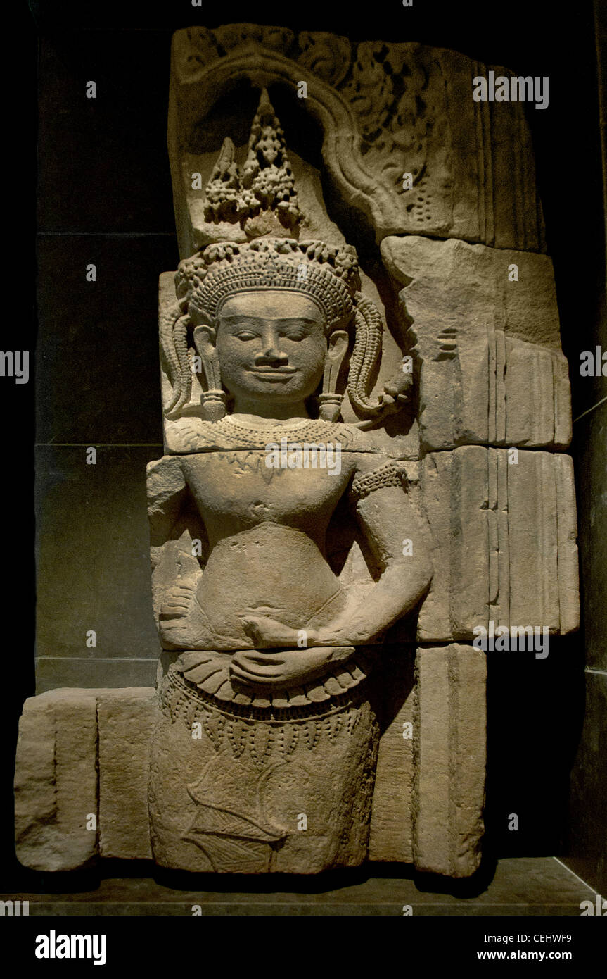 Devatâ 1180 -1200 figura tra pilastro Cambogia stile Bayon Preah Khan Kompong Thom Foto Stock