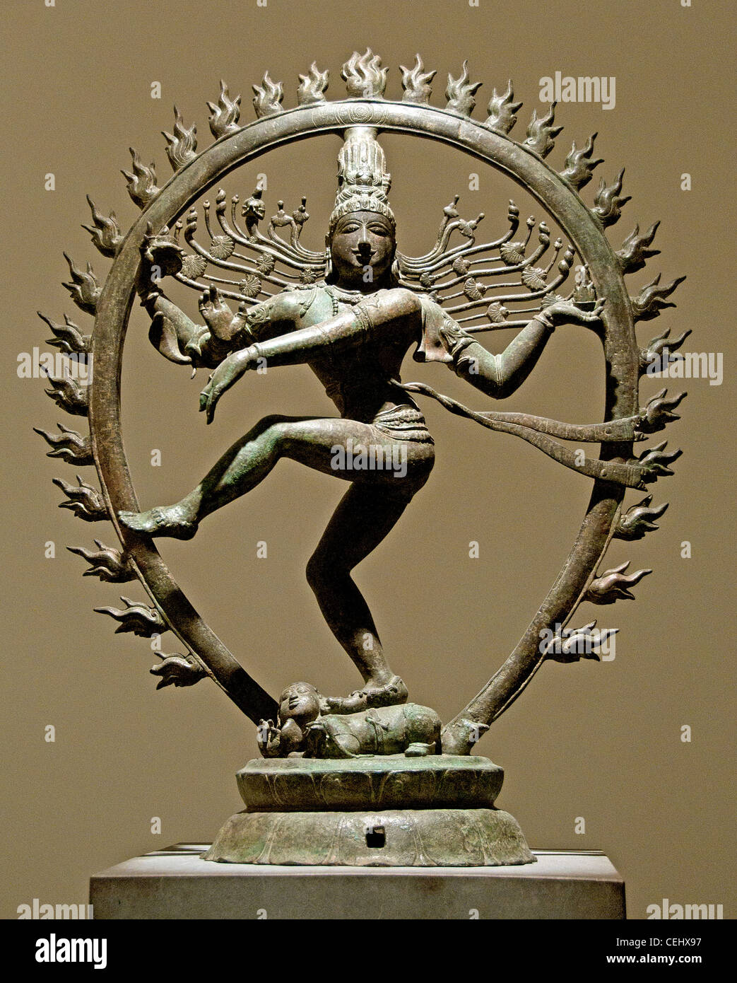 Shiva Nataraja re di danza bronzo indù in India dravidico11th ANNUNCIO di secolo la dinastia dei Chola Foto Stock