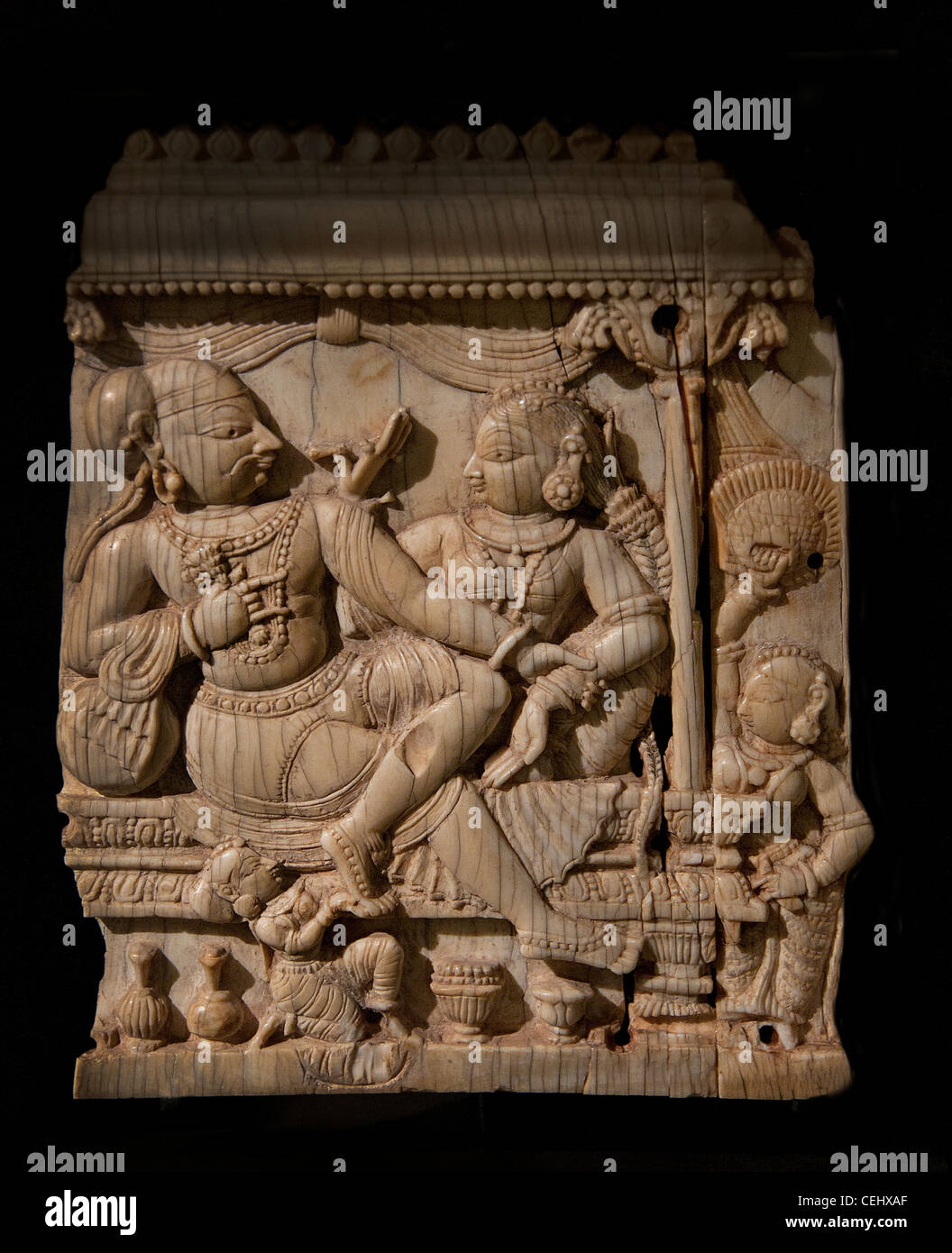 Il principe regnante donna giovane avorio decorazione del pannello della porta del xvii secolo d.c. dinastia Nayak Tamil Nadu India Foto Stock
