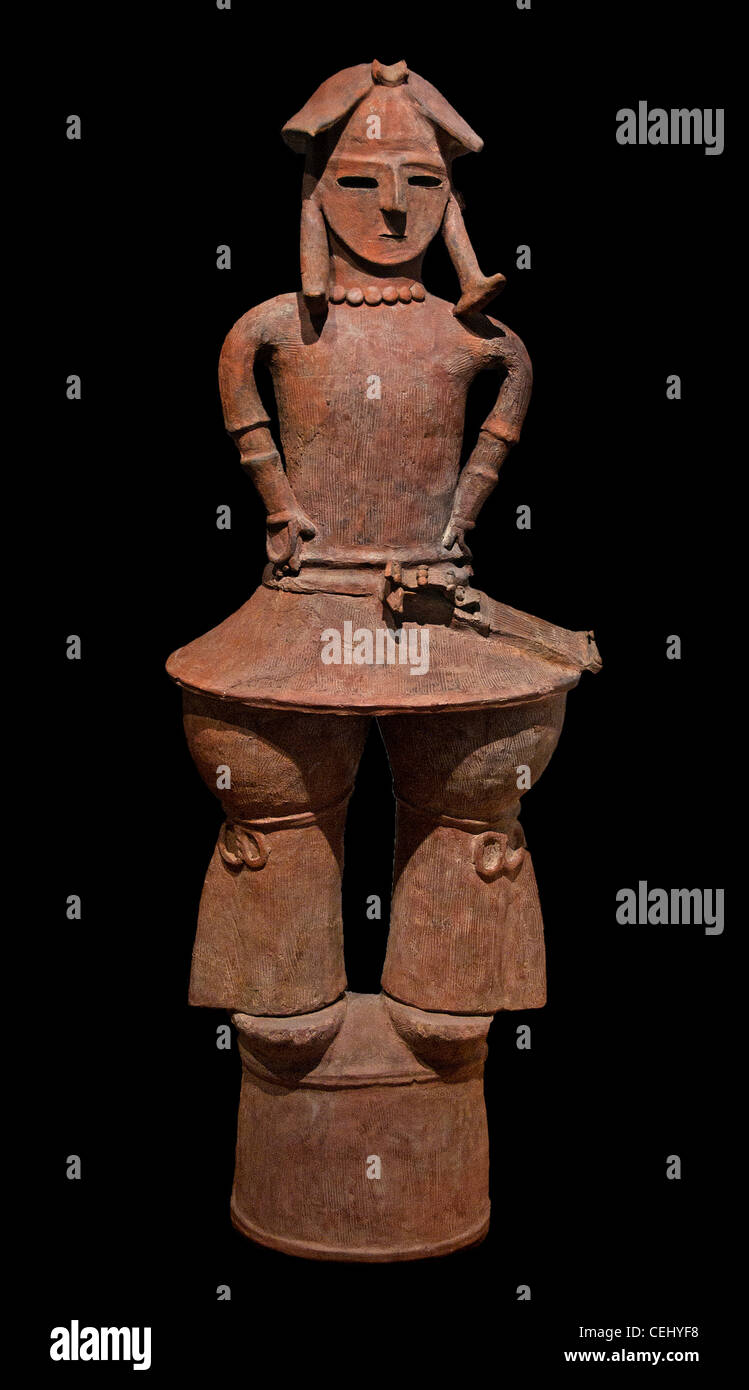 Haniwa Guerriero di terracotta giapponese del VI secolo D.C. Il Giappone tardo periodo Kofun da Kanto Foto Stock