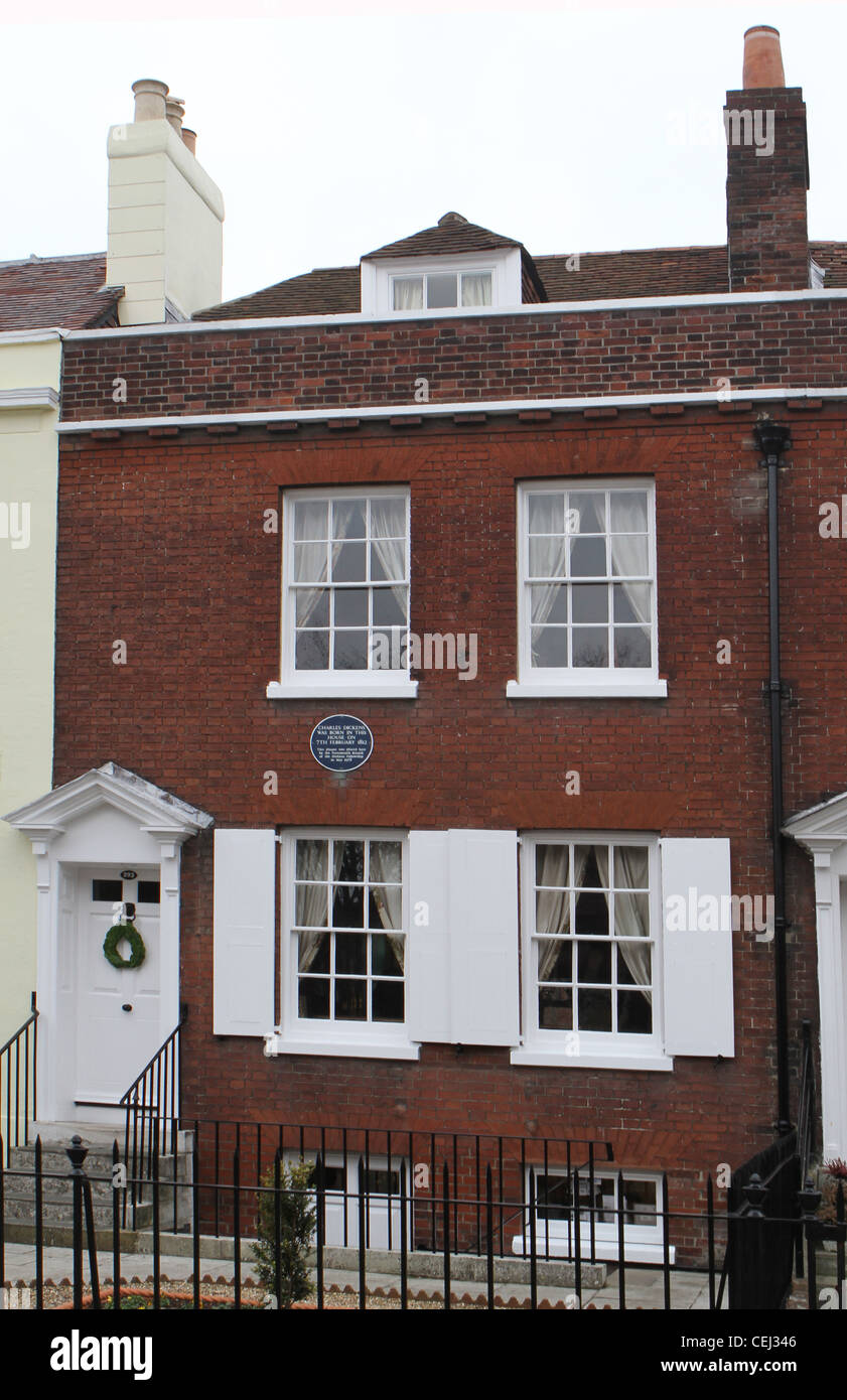 Charles Dickens' Birthplace nella vecchia strada commerciale, Portsmouth, Hampshire, ora un museo Foto Stock