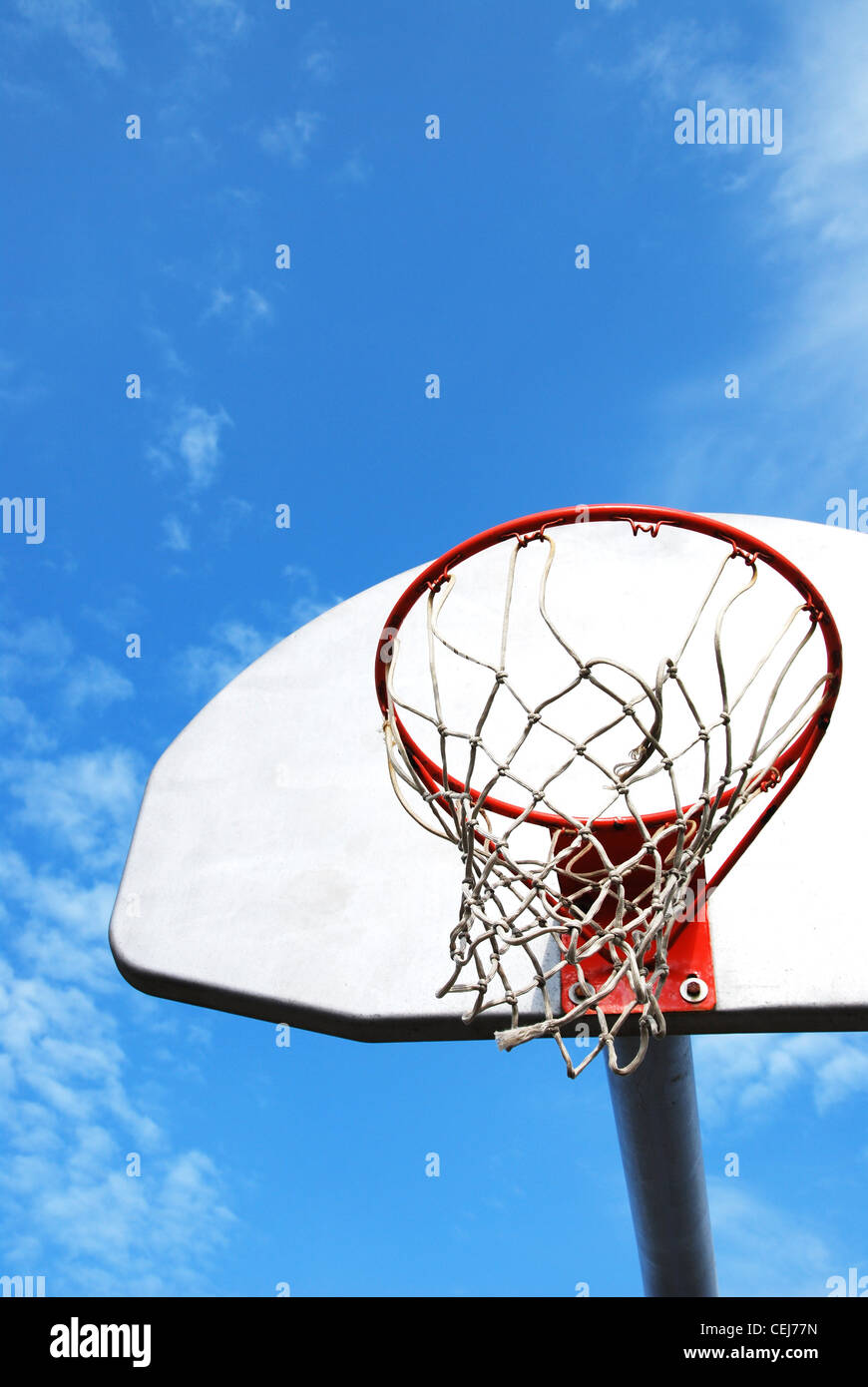 La pallacanestro,basket,board,sport,hoop,SKY,nuvole,net, Foto Stock