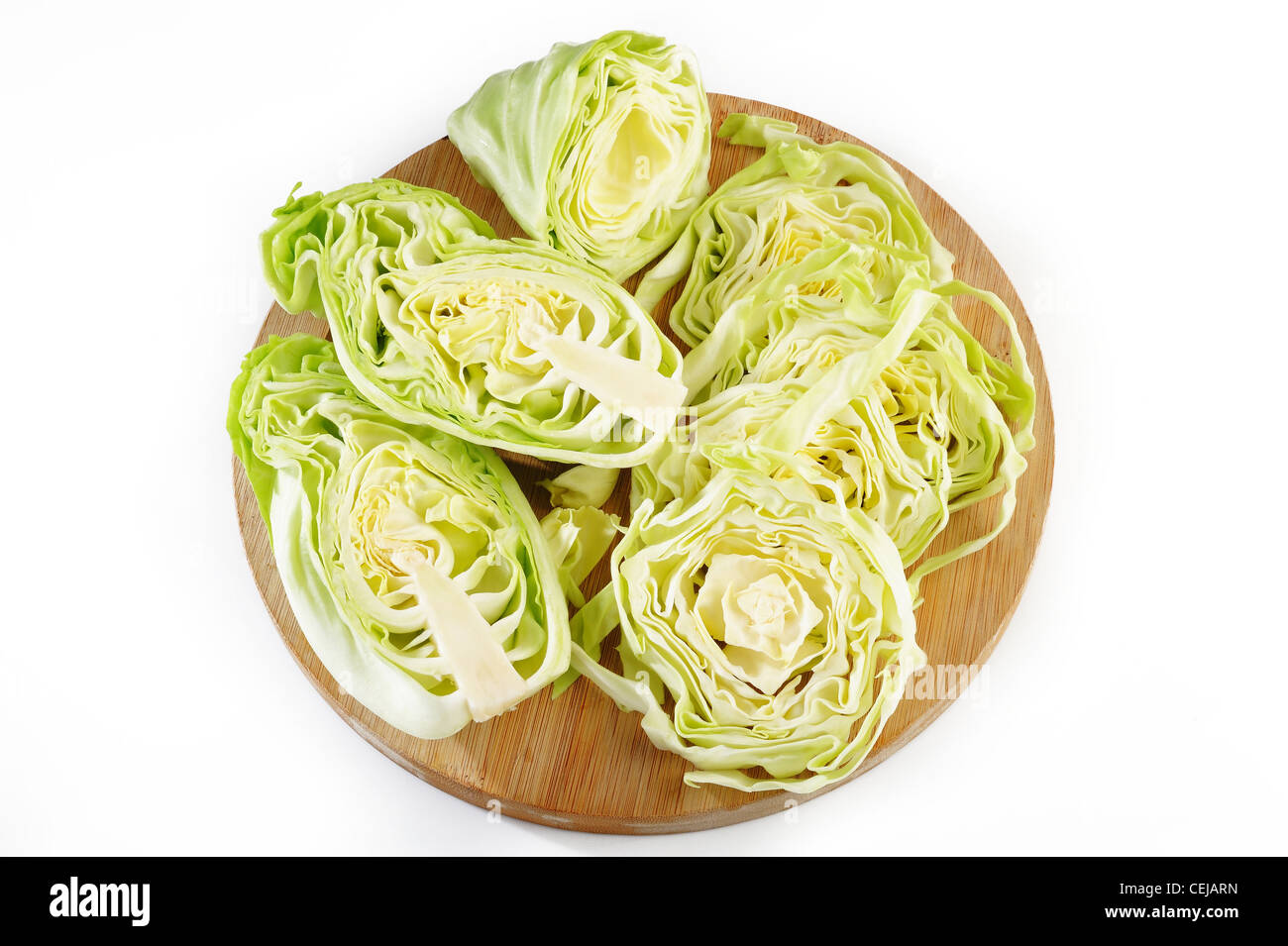 Cuore di cavolo su schede di taglio Foto Stock