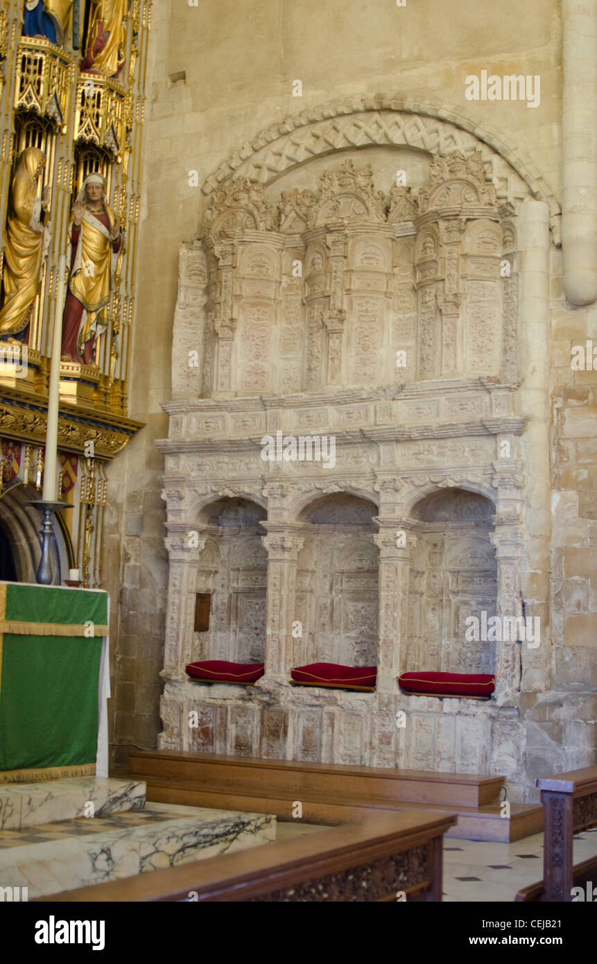 L'altare della navata, Wymondham Abbey, la Chiesa Parrocchiale di Santa Maria e San Tommaso di Canterbury, Norfolk, Inghilterra, Regno Unito. Foto Stock