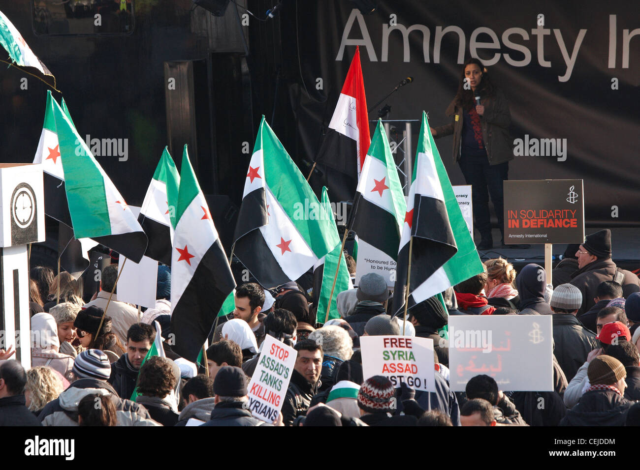 Amnesty International rally di solidarietà in Trafalgar Square, Londra, per i diritti umani in tutto il Medio Oriente compresi Siria Foto Stock