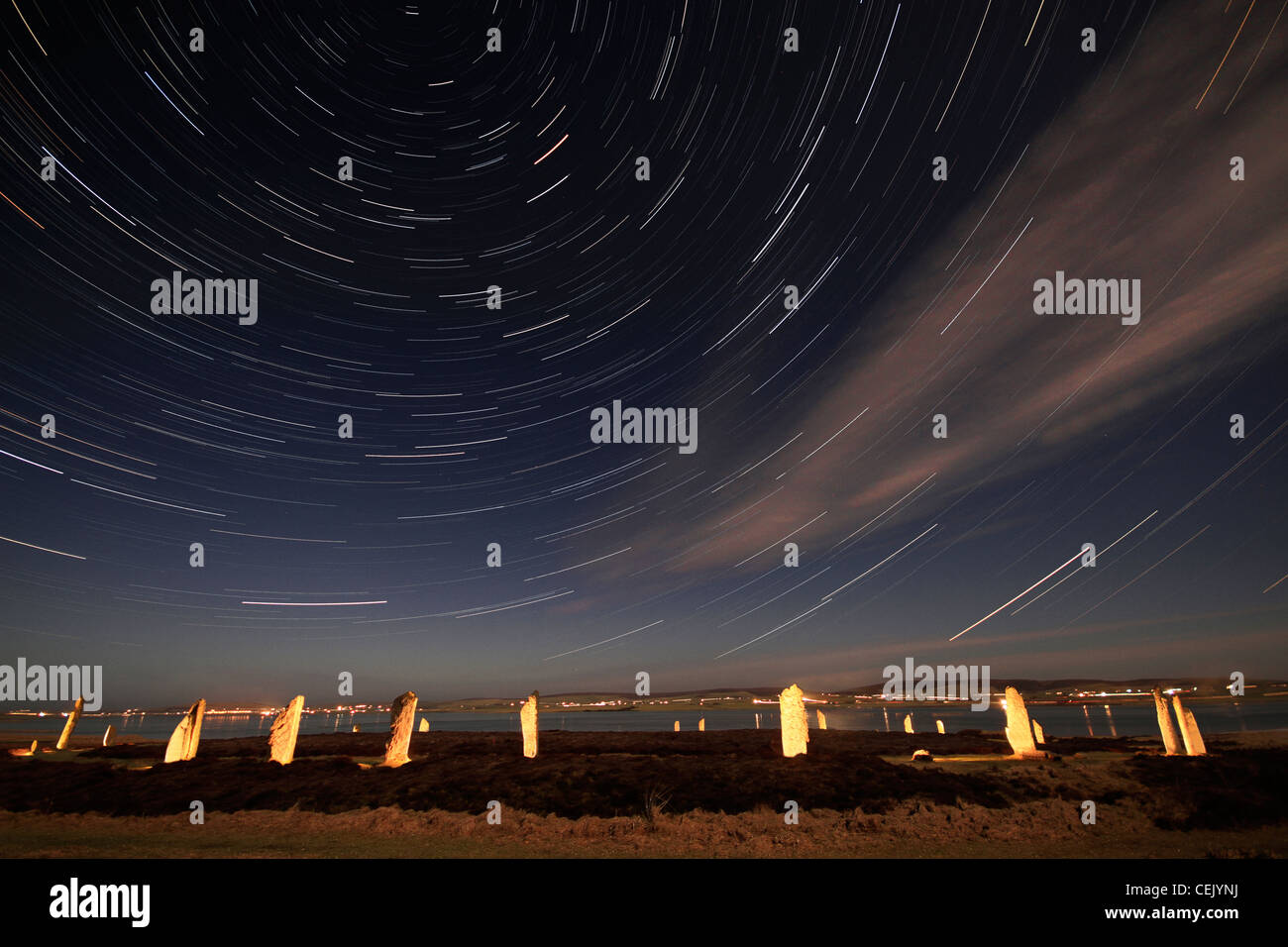Tracce stellari presso l'anello di Brodgar, Orkney Isles Foto Stock