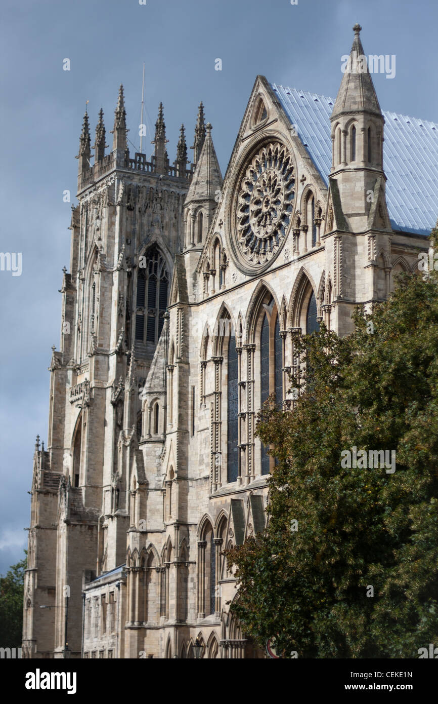 York il Ministro cattedrale nello Yorkshire, immerso nella storia e un luogo di pubblico interesse nel settore del turismo Foto Stock