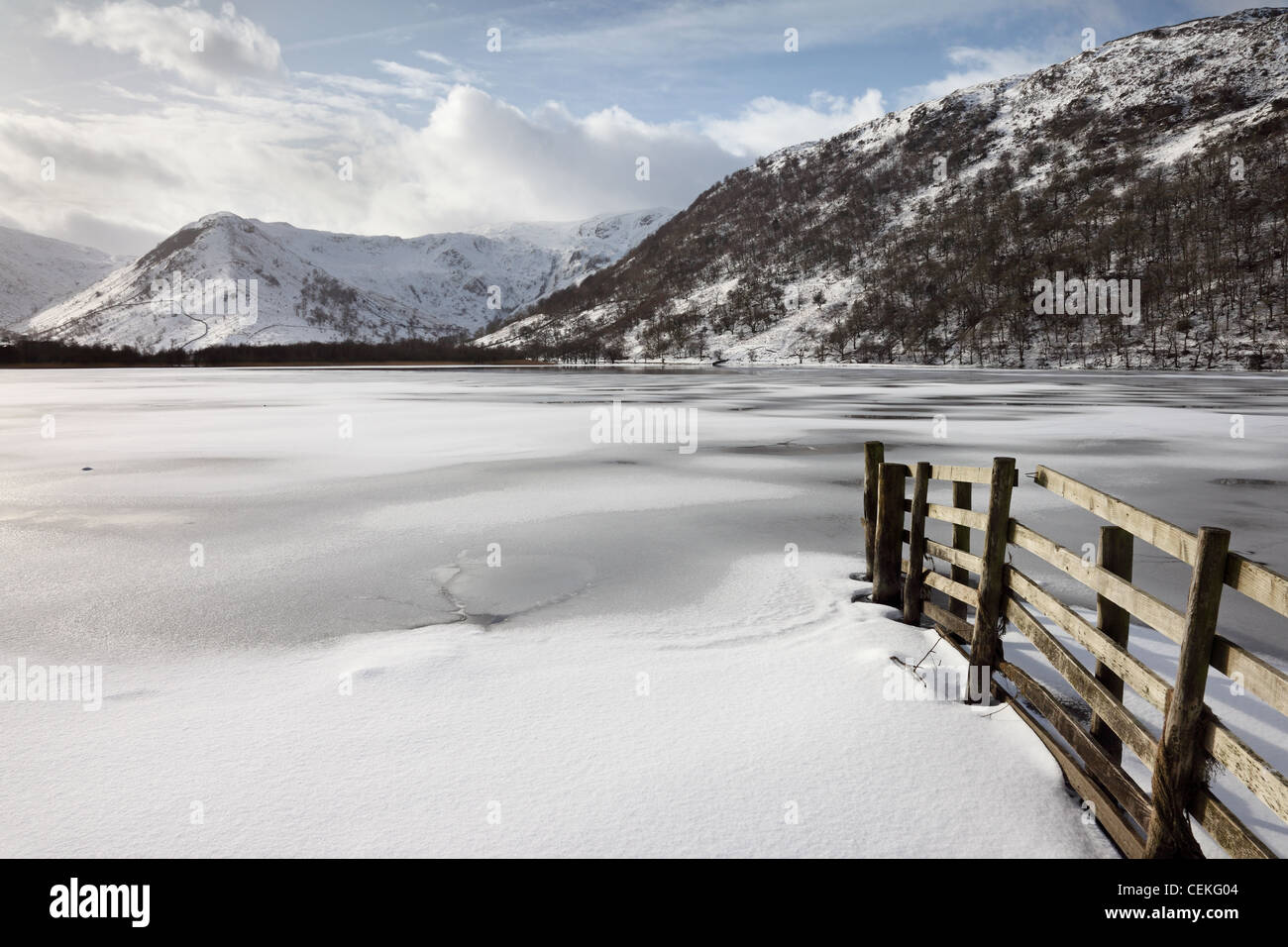 Alta Hartsop Dodd e Dovedale tra fratelli acqua in inverno Lake District Cumbria Regno Unito Foto Stock