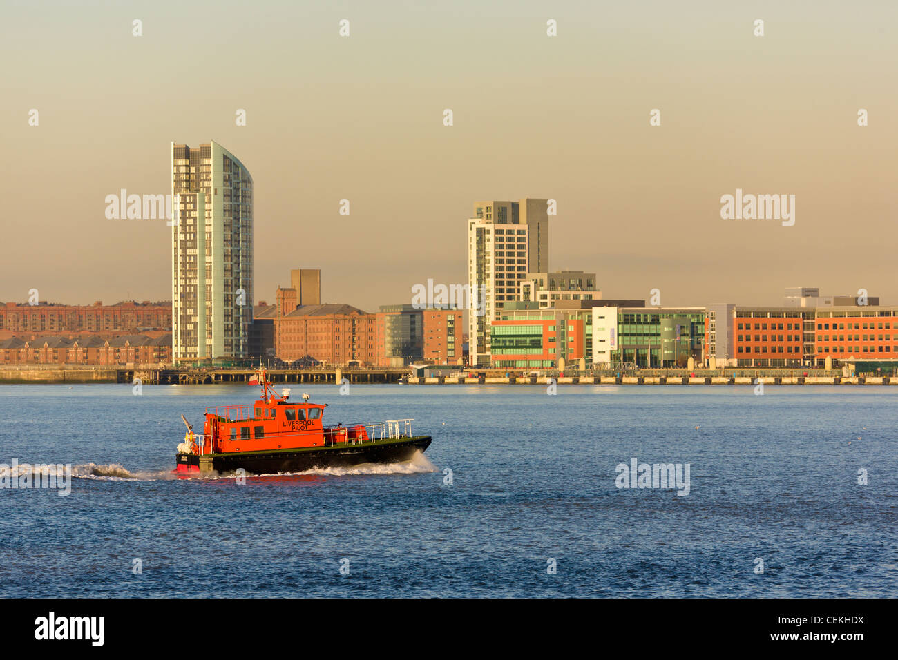 Liverpool barca pilota Foto Stock