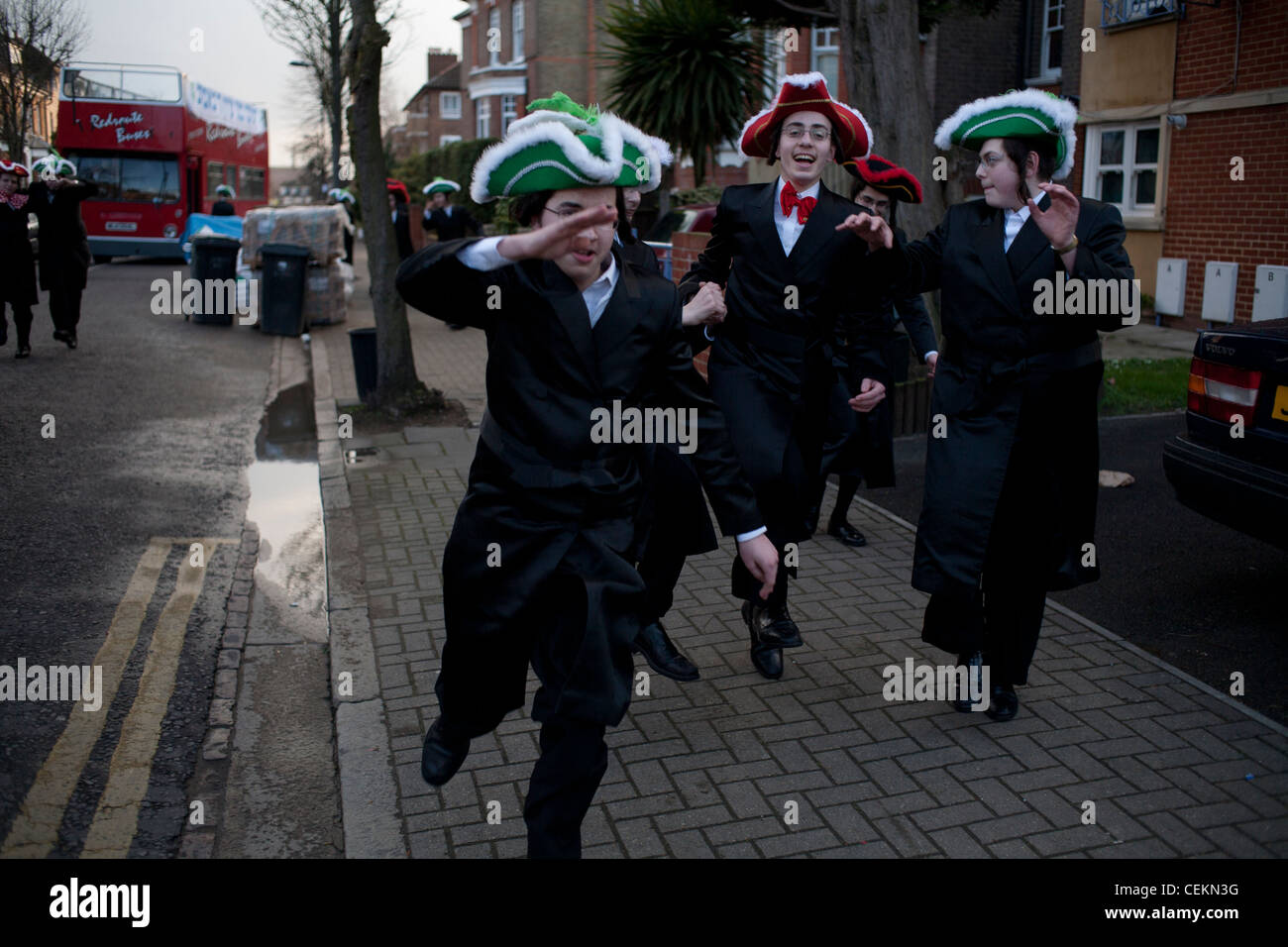 Purim Celebrazioni in Stamford Hill nel Hasidic comunità ebraica Foto Stock