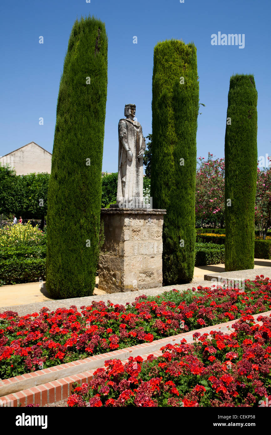 Spagna, Andalusia, Cordoba, Alcazar di Cordoba, statua di Re Ferdinando Foto Stock