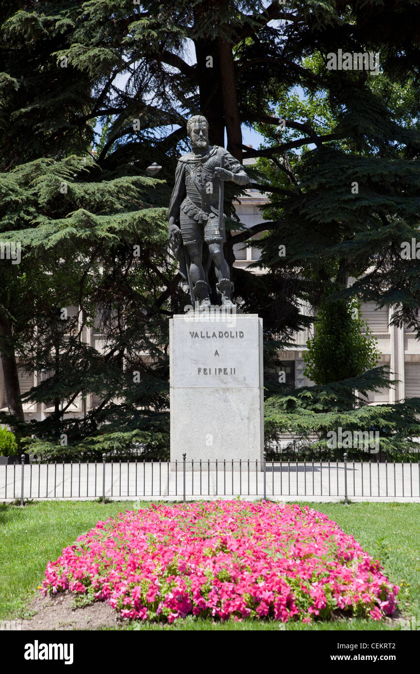 Spagna, Valladolid, Felipe II Monumento Foto Stock