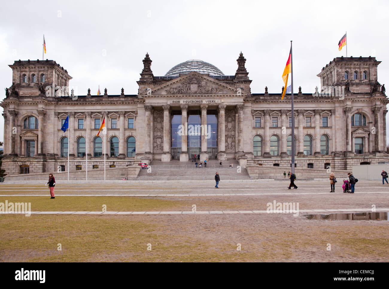 Il Bundestag. Il Parlamento tedesco e il palazzo del governo di Berlino. Foto Stock