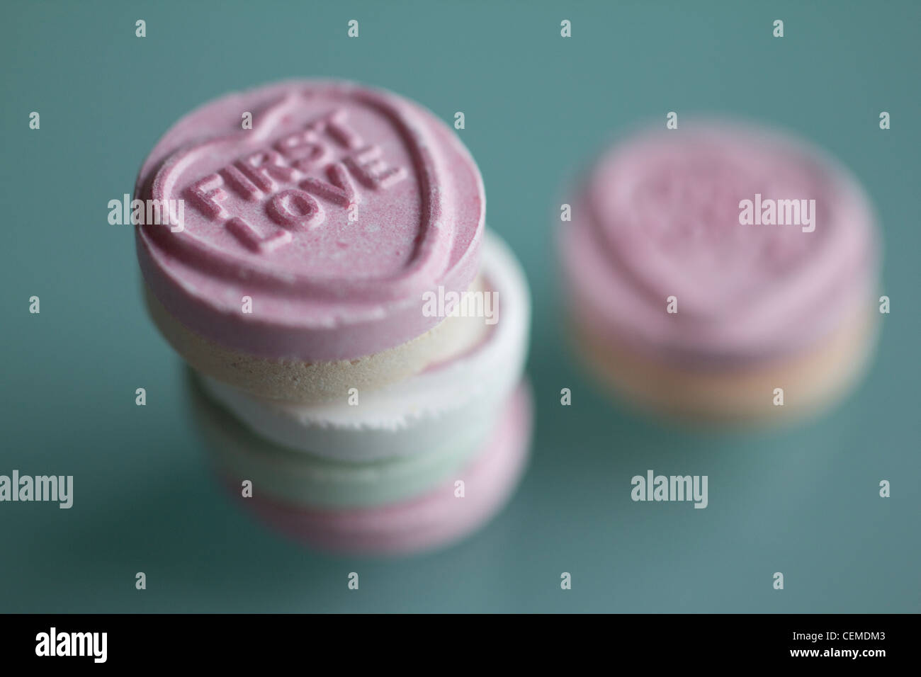 Swizzels Matlow amore cuori, dolci caramelle, con primo amore di dolci Foto Stock