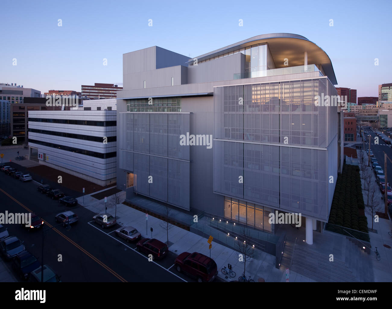 Il Laboratorio di media estensione (Edificio E14) al MIT, progettato da Fumihiko Maki e Leers Weinzapfel e completato nel 2009. Foto Stock