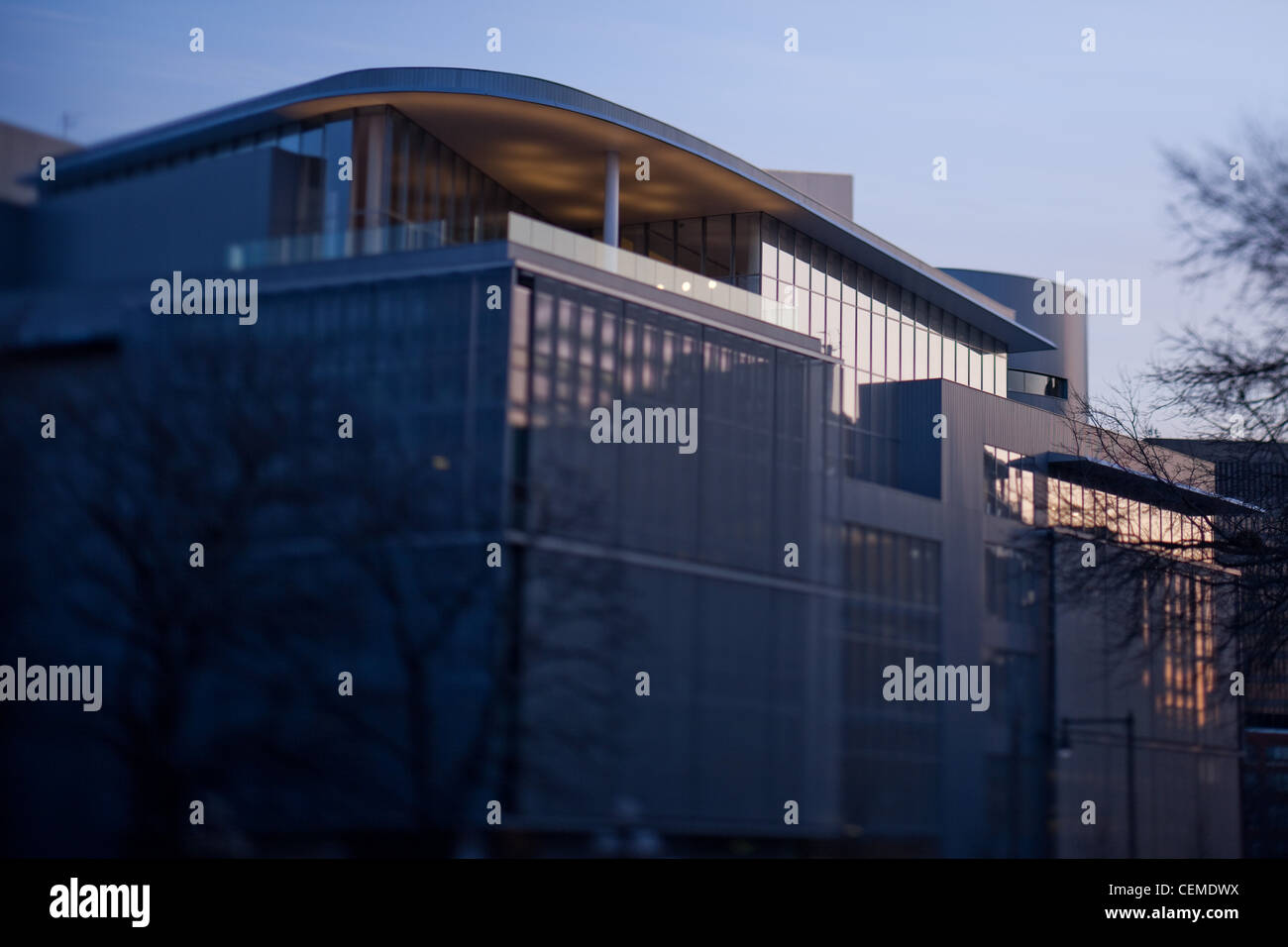 Il Laboratorio di media estensione (Edificio E14) al MIT, progettato da Fumihiko Maki e Leers Weinzapfel e completato nel 2009. Foto Stock