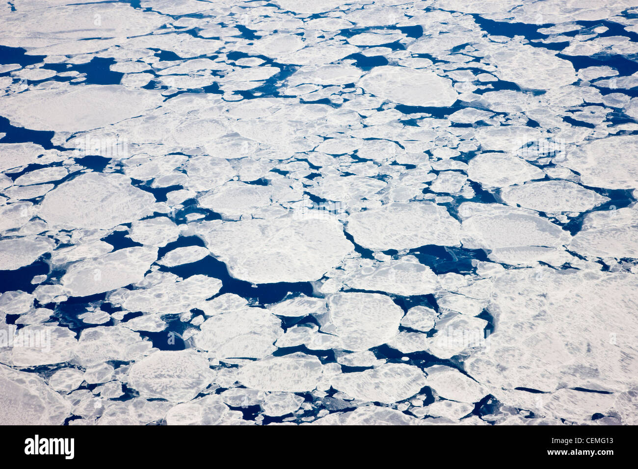Modello di ghiaccio sull'oceano in Saint Lawrence Bay, Iles de la Madeleine, Canada Foto Stock