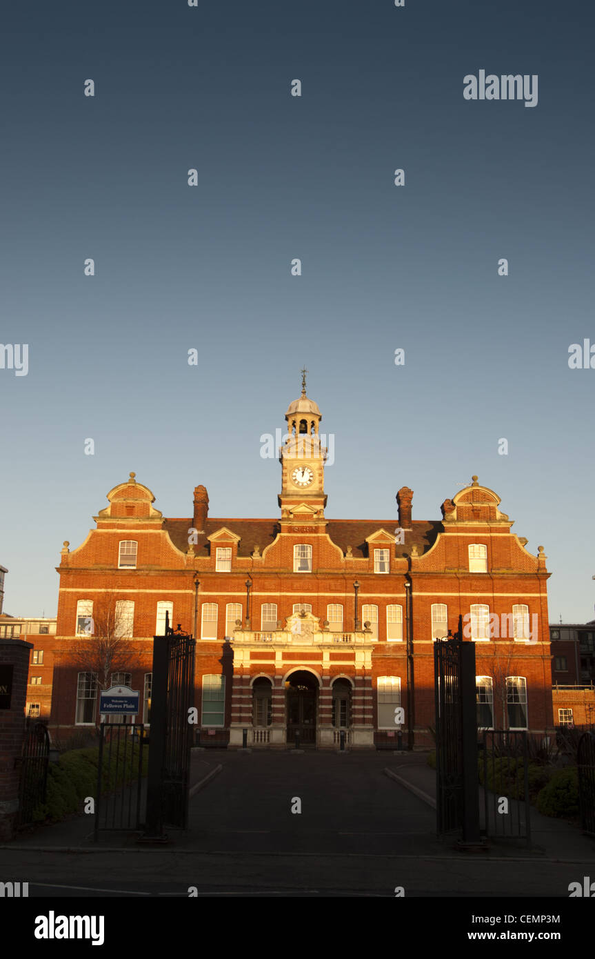 Vecchio di Norfolk e Norwich Hospital, ristrutturato in appartamenti Foto Stock