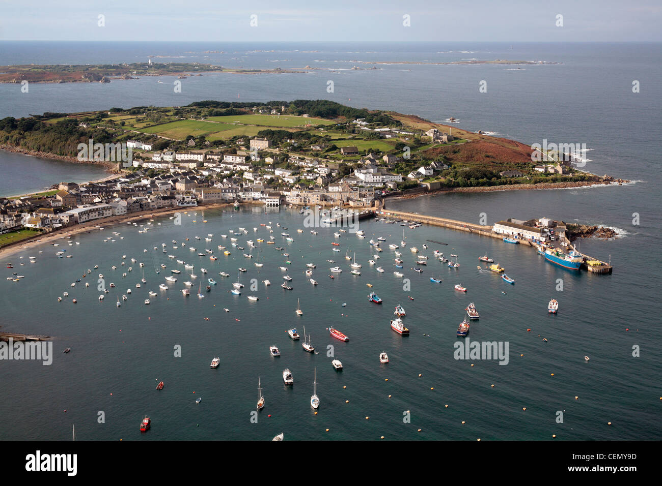 Vista aerea di Hugh Town su St Marys, Isole Scilly. Foto Stock