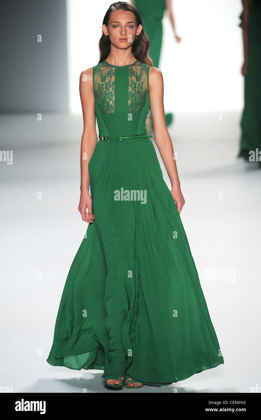 Elie Saab Parigi pronto a WearSpringSummer 2012 Foto Stock