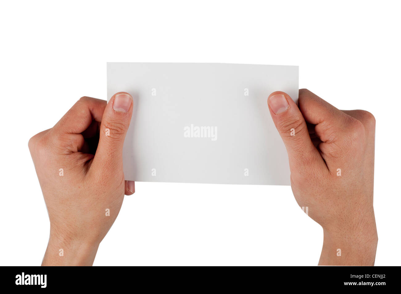 Primo piano di due mani con una carta bianca vuota isolata su sfondo bianco per il concetto di spazio di copia e di business Foto Stock