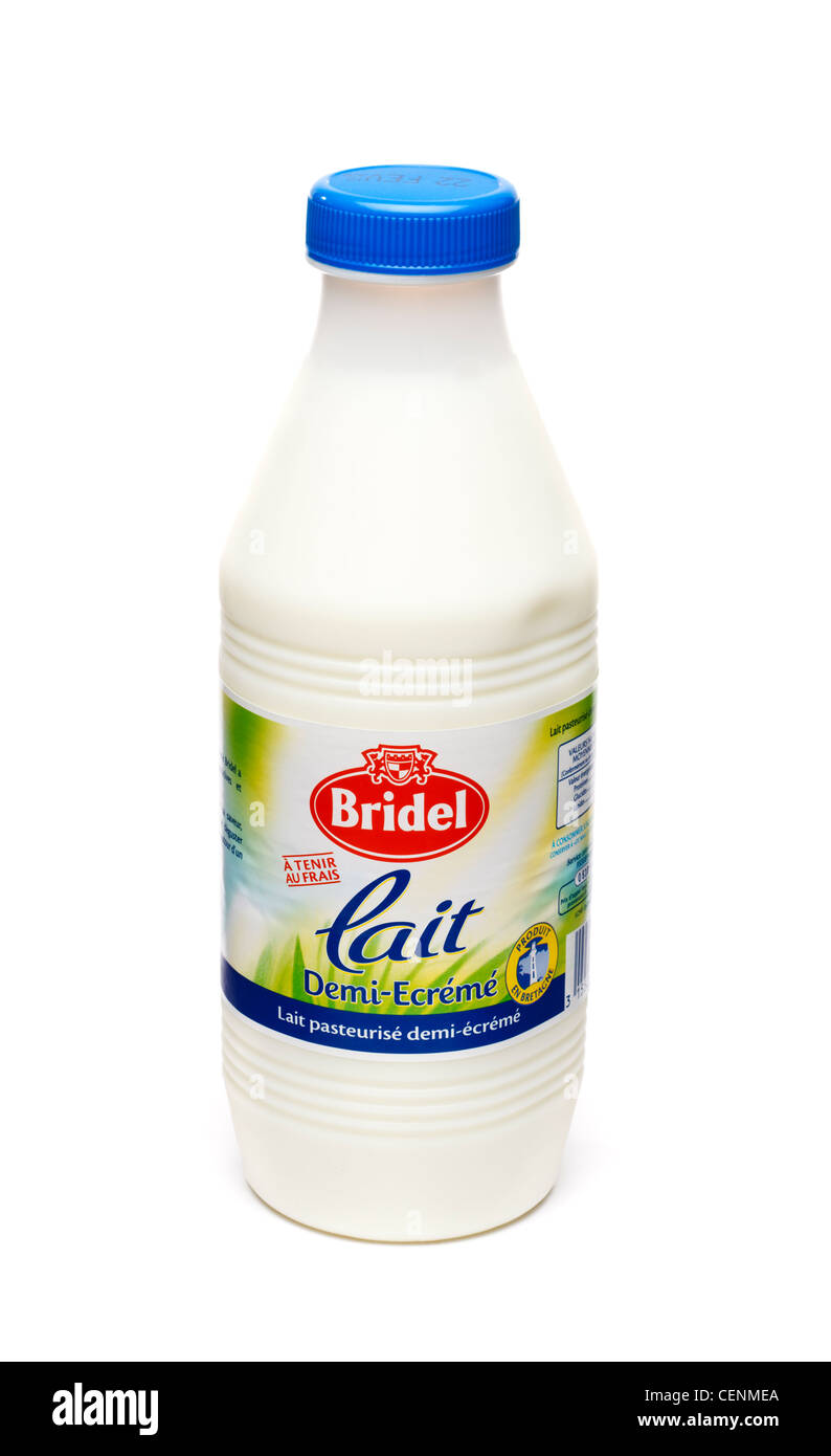Il francese bottiglia di latte su sfondo bianco Foto Stock