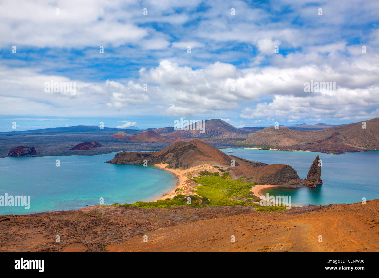 Vista del pinnacle su Bartolome, Galapagos Foto Stock