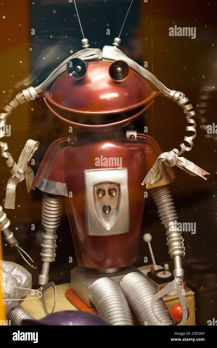 Distruggere il robot delle patate immagini e fotografie stock ad alta  risoluzione - Alamy