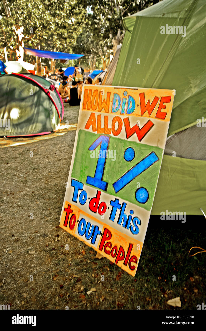 Tende di occupare Wall Street accampamento di protesta a Los Angeles City Hall nel mese di ottobre, 2011. Foto Stock