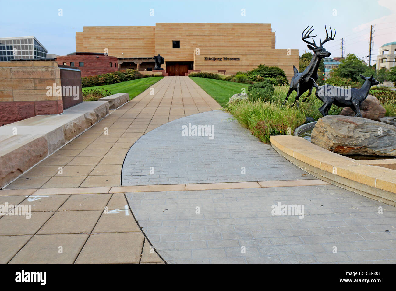 Vista esterna del museo Eiteljorg degli indiani d America e arte occidentale nel centro di Indianapolis Foto Stock