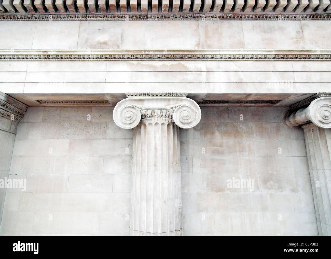 Dettagli architettonici di una antica capitale decorato Foto Stock