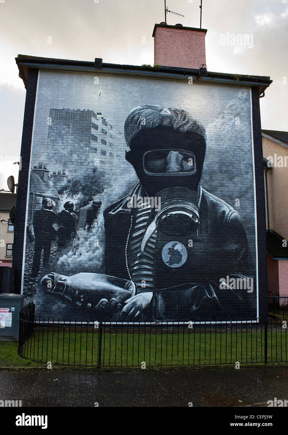Murale politico nel Bogside cattolica area di Derry/Londonderry, Irlanda del Nord Foto Stock
