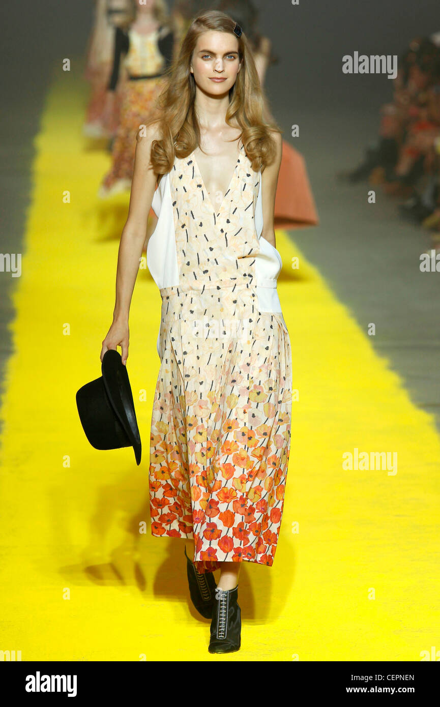 Sonia Rykiel Paris pronto a WearSpringSummer 2012 Foto Stock